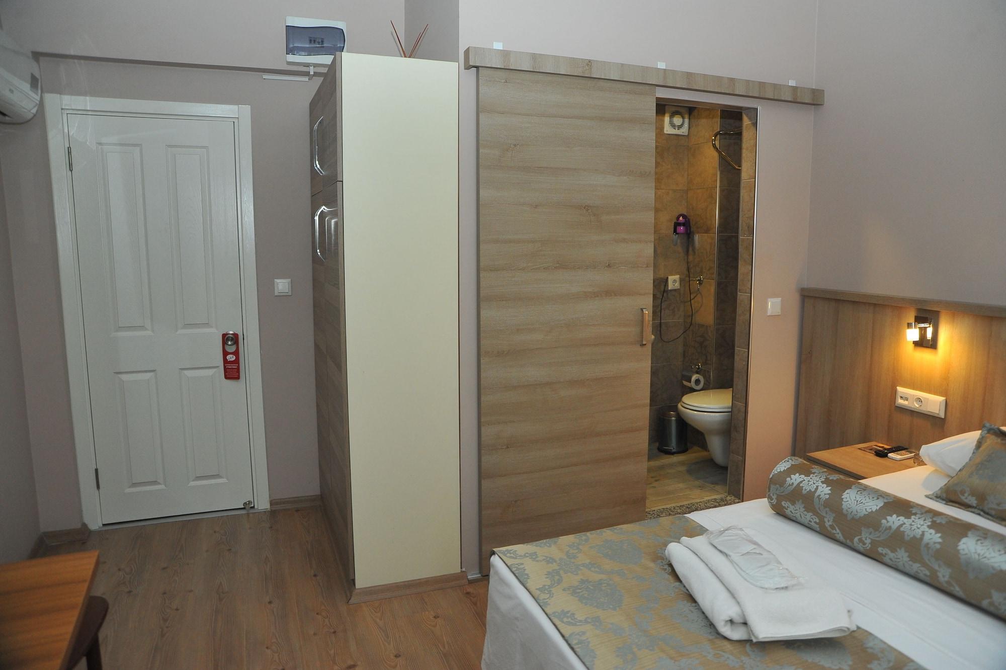 Serra Boutique Hotel Istanbul Exterior photo